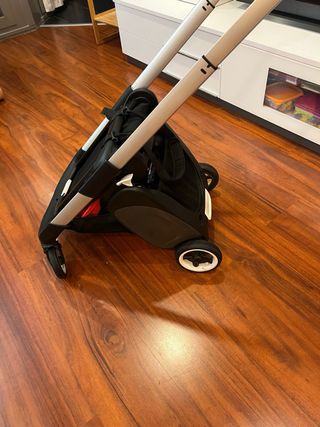 Bugaboo Ant Silla de Paseo Roja