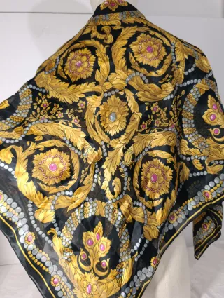 ANTIGUO PAÑUELO DE SEDA