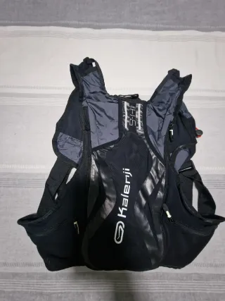 Mochila Trail Running Kalenji 9-14L de capacidad