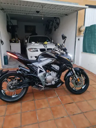 MOTO  ZONTES R310  AÑO 2021