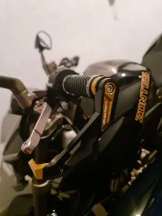 MOTO  ZONTES R310  AÑO 2021