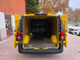 Mercedes Vito 2022 114 CDI Extralarga Etiqueta C
