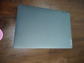 Portátil Lenovo Gris