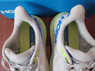 Hoka Clifton 9 Talla 42 2/3 Gris/Verde
