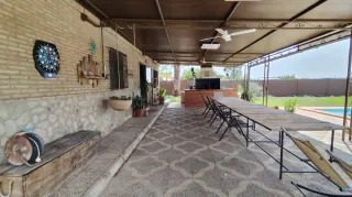 Alquilo en parcela cerca de sevilla