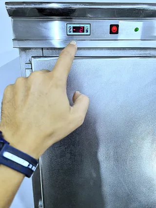 Nevera armario industrial expositora electro fred