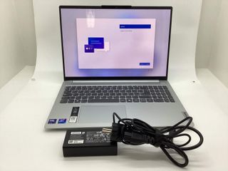 pc portatil lenovo 83dc