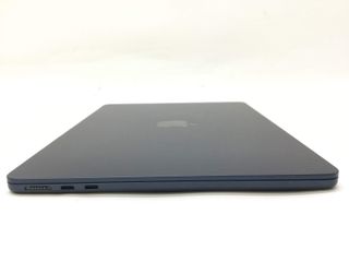 portatil apple apple macbook air m4 10-core 4.4 13 (8gpu) (2025) (a3240)