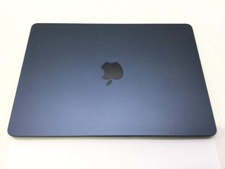 portatil apple apple macbook air m4 10-core 4.4 13 (8gpu) (2025) (a3240)