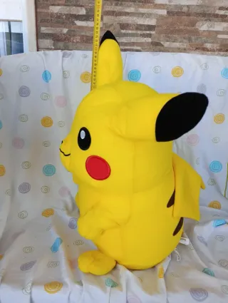 Pokémon peluche gigante / grande / enorme Pikachu