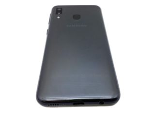 samsung galaxy a20e