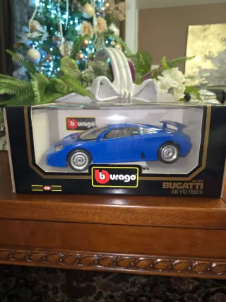 Modellino Bburago Bugatti EB110 Blu Scala 1:18