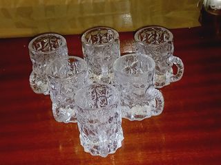 6 Cálices em vidro com asa