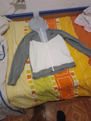 Chaqueta Nike Niños Gris/Blanco Talla XL