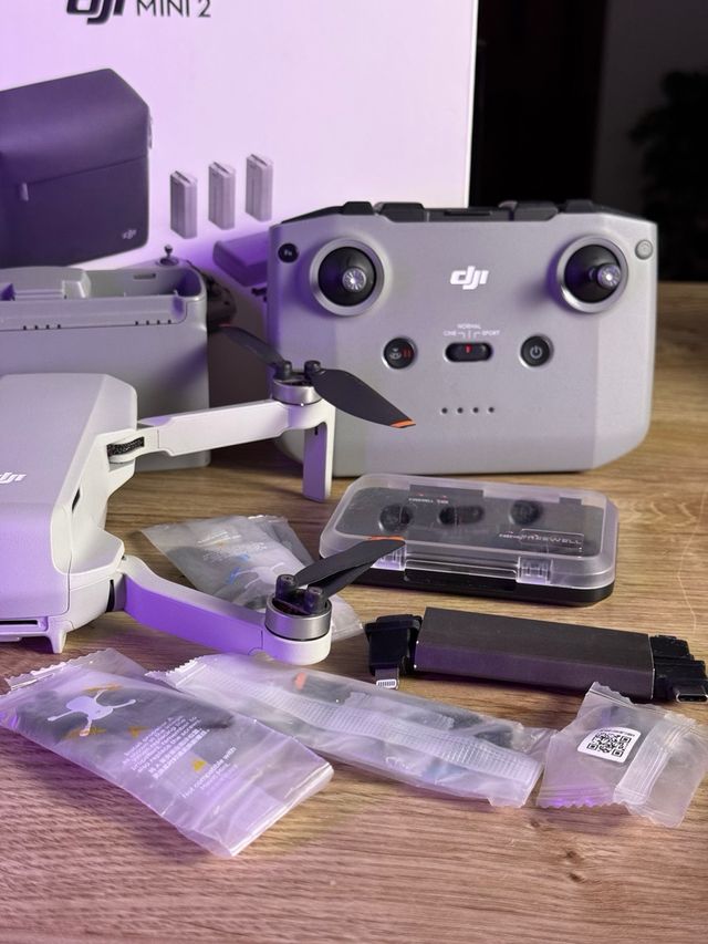 DJI Mini 2 Fly More Combo