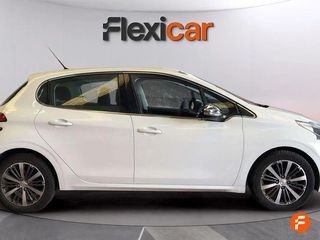 Peugeot 208 5P ALLURE 1.2L PureTech 81KW (110CV) S&S