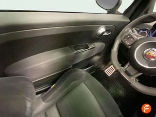Abarth 500 595C Competizione 1.4 16v T-Jet 132kW E6