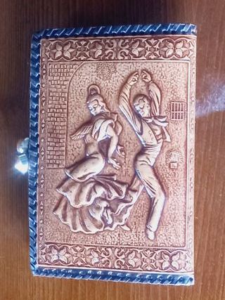 Porta-moedas em couro decorado Carteira de senhora