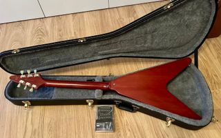 Gibson Flying V USA 2004 Cherry Faded