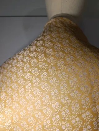 BONITO PAÑUELO TIPO SEDA INDUMENTARIA TRADICIONAL