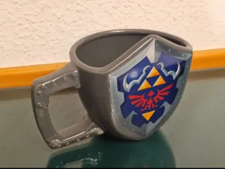Taza Escudo The Legend of Zelda Coleccionista