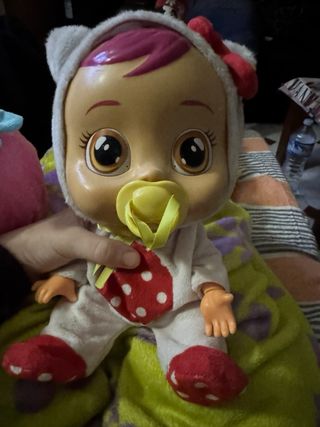 Muñeca Bebé Llorón con Pijama