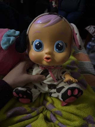 Muñeca Bebé Llorón con Pijama