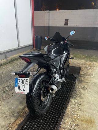 Yamaha YZF R125 2023 Negra