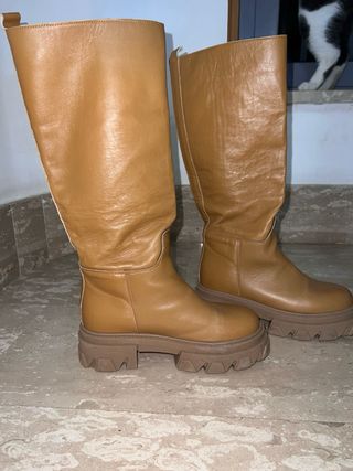 Stivali alti ecopelle caramello