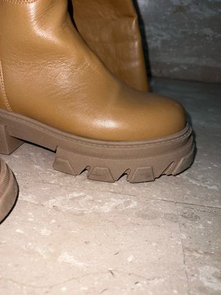 Stivali alti ecopelle caramello