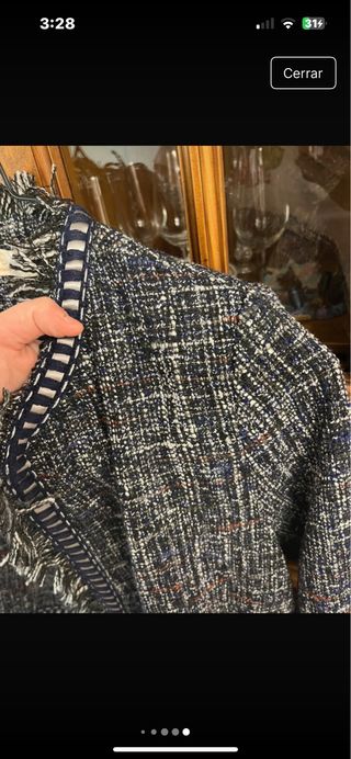Chaqueta tweed azul marino con flecos