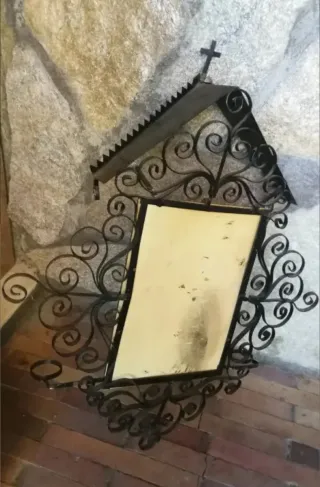 ALTAR o CAPILLA Virgen Dolorosa MACARENA (forja)