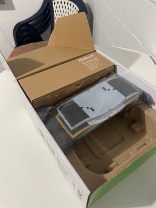 Robot friegasuelos Roomba Brava Jet 240