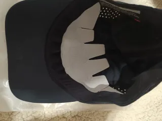 Gorra On Running Negra Nueva