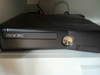 Xbox 360 Microsoft  Con muchas juegos