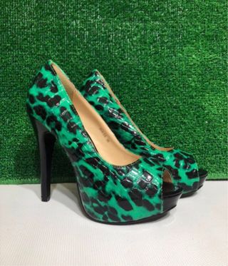 Zapatos de tacón Nuevos