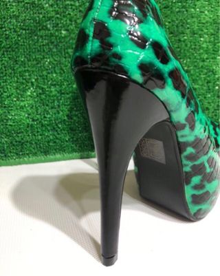 Zapatos de tacón Nuevos