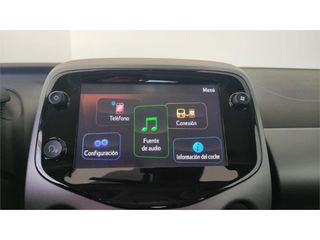 TOYOTA Aygo 5 Puertas x-play 70 Automático (x-shift)