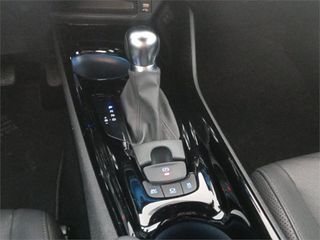 TOYOTA Toyota C-HR 5P Advance 180H e-CVT