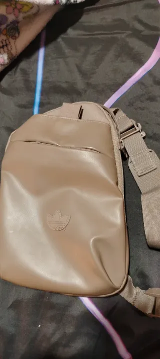 Bolsito Adidas Beige