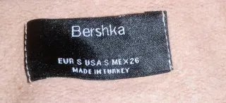 Sudadera Bershka cropped screenshots not allo