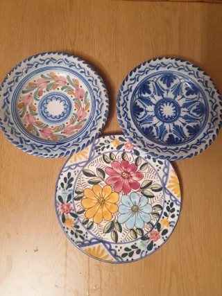 Piatti decorativi dipinti a mano