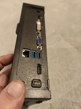 Docking Station Dell K07A – Buen estado