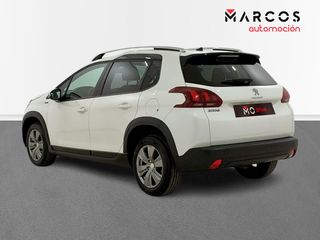 Peugeot 2008 Signature PureTech 110 S&S 6 Vel. MAN