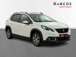 Peugeot 2008 Signature PureTech 110 S&S 6 Vel. MAN