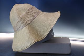 Sombrero Panamá hecho a mano, Montecristi, Ecuador. Nuevo, en su caja.