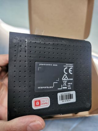 Auricular DECT inalámbrico dúo para llamadas Plantronics SAVI W720