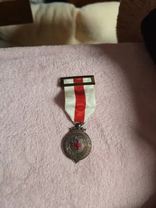 Medalla Cruz Roja