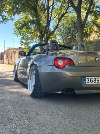 BMW Z4 2004