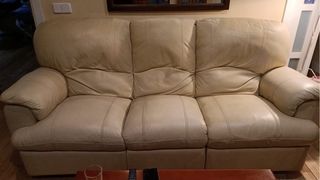 Sofá relax de piel beige